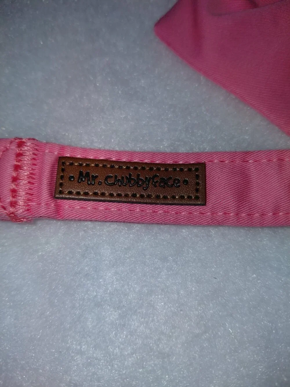 NWT MR. CHUBBYFACE Adjustable Dog Collar w/ Pink Bow & Airtag Small Dogs